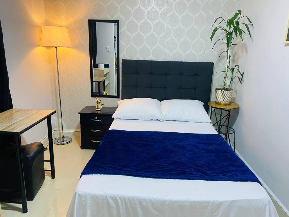 Laureles Casa Linda Hostel