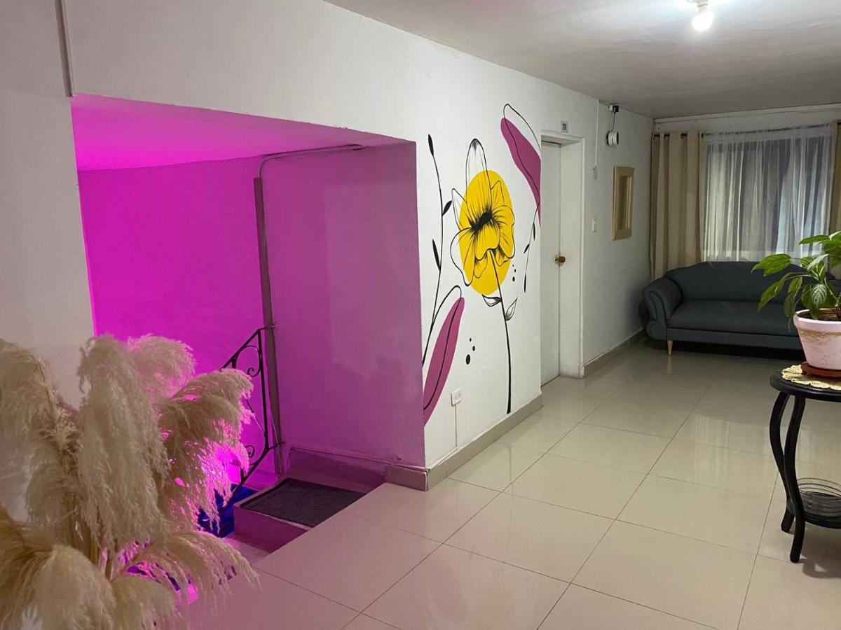Laureles Casa Linda Hostel Medellin